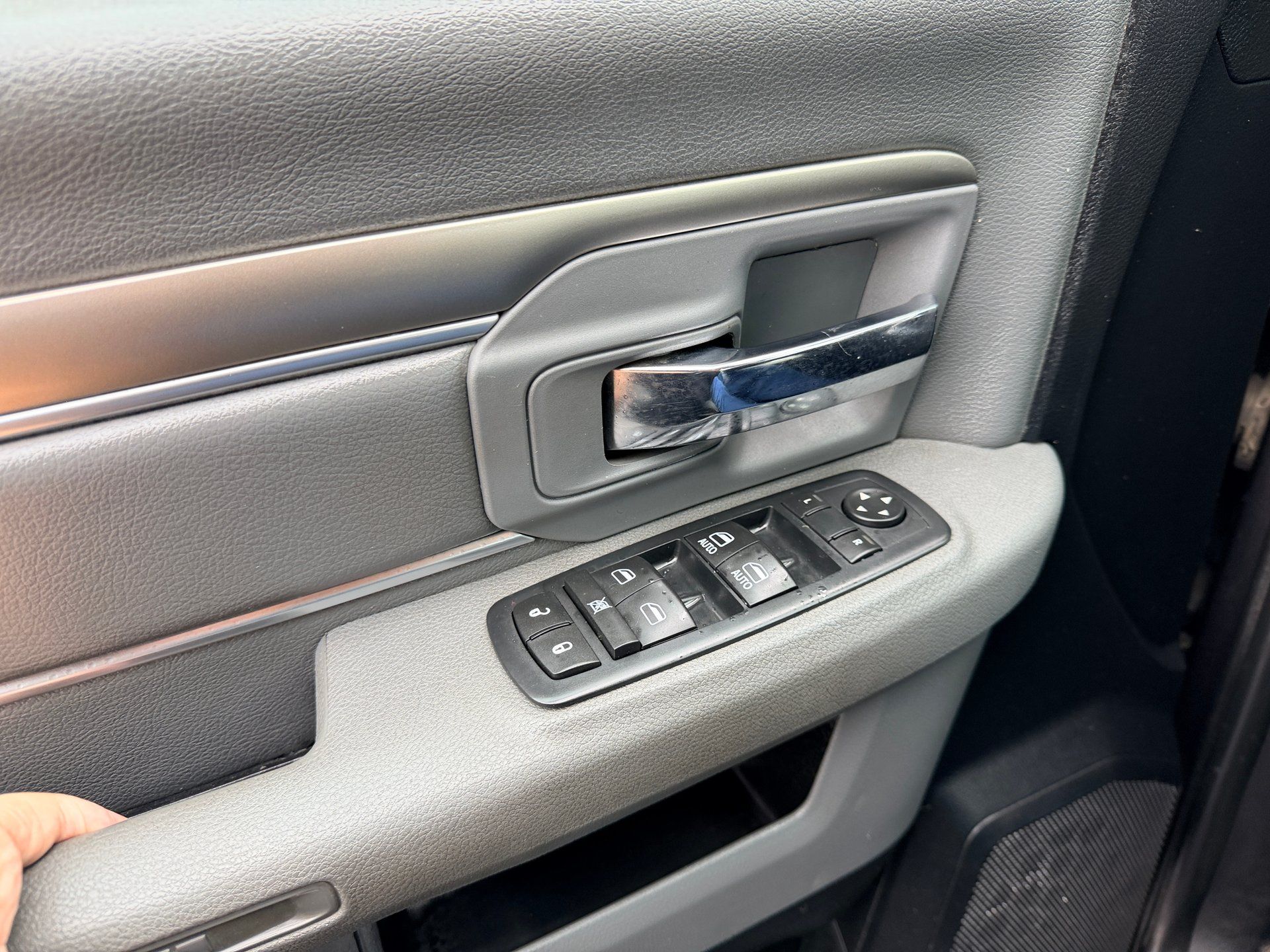 Ram 1500 2016 - Thumbnail 16