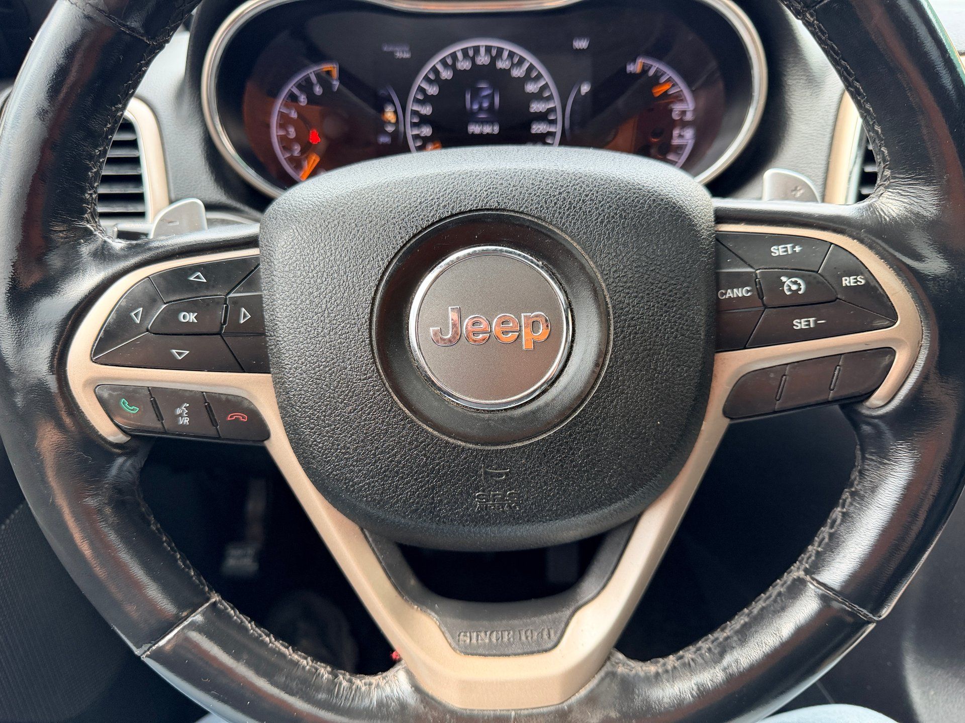 Jeep Grand Cherokee 2015 - Image 13