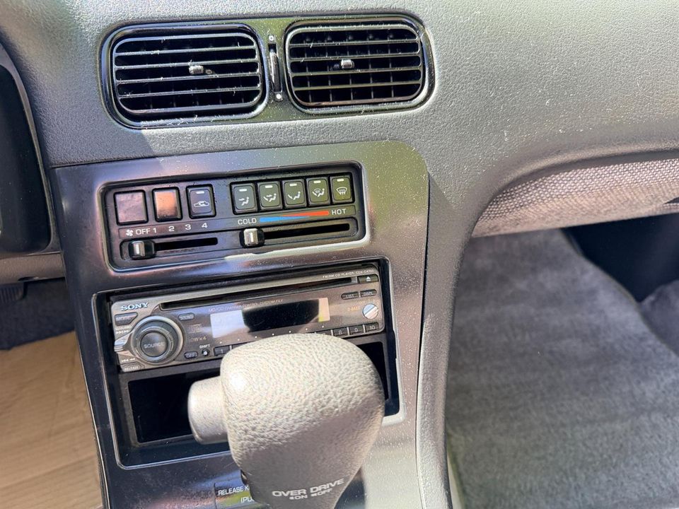 Nissan 240SX 1993 - Image 10