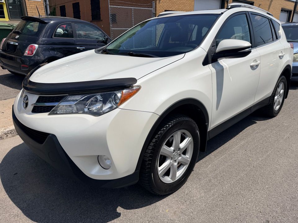 Toyota RAV4 2013 - Image 1