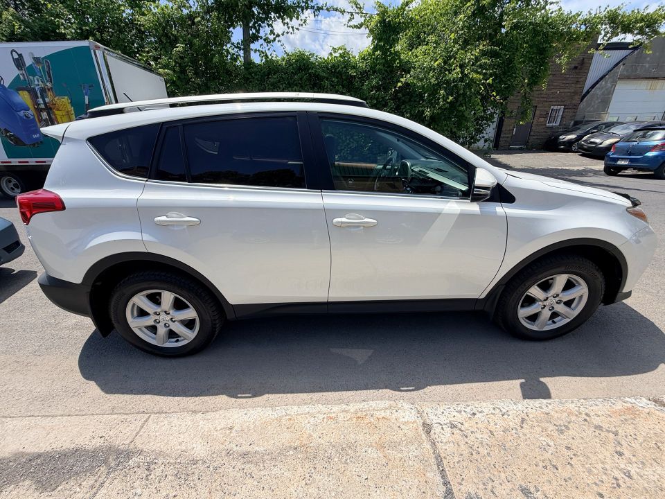 Toyota RAV4 2013 - Image 6