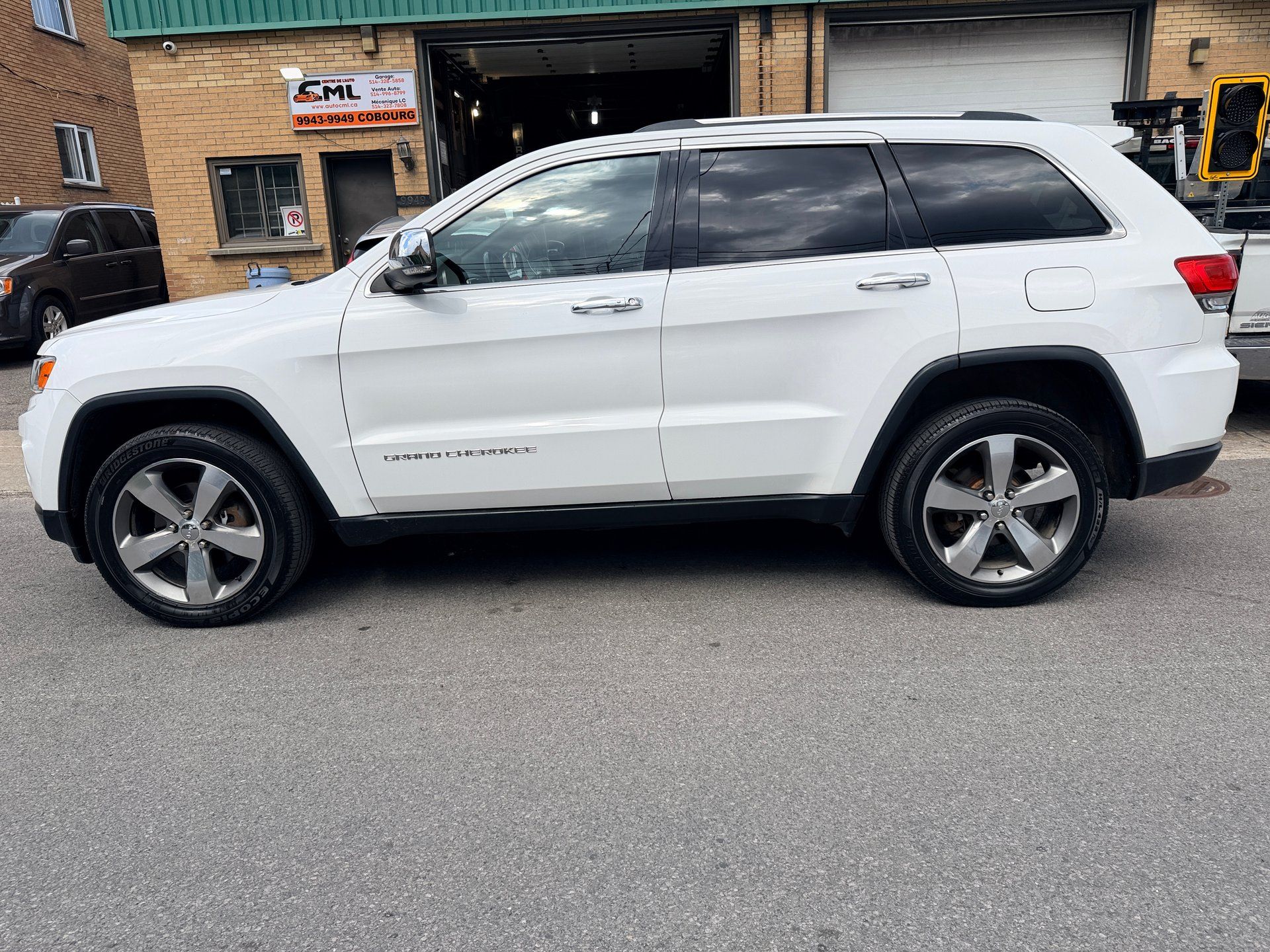 Jeep Grand Cherokee 2015 - Thumbnail 2